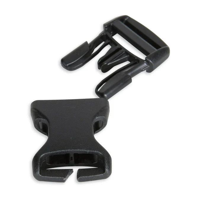 תקריב של אבזם Tatonka SR-Buckle 20 מ"מ, מתאים לרצועות 20 מ"מ