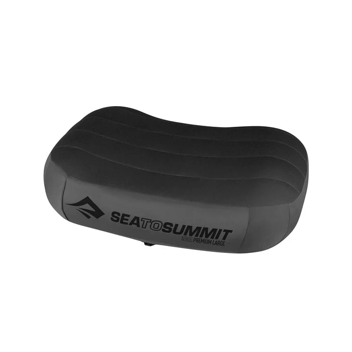 כרית AEROS פרימיום Sea to Summit, מתנפחת, קומפקטית בצבע כחול נייבי.