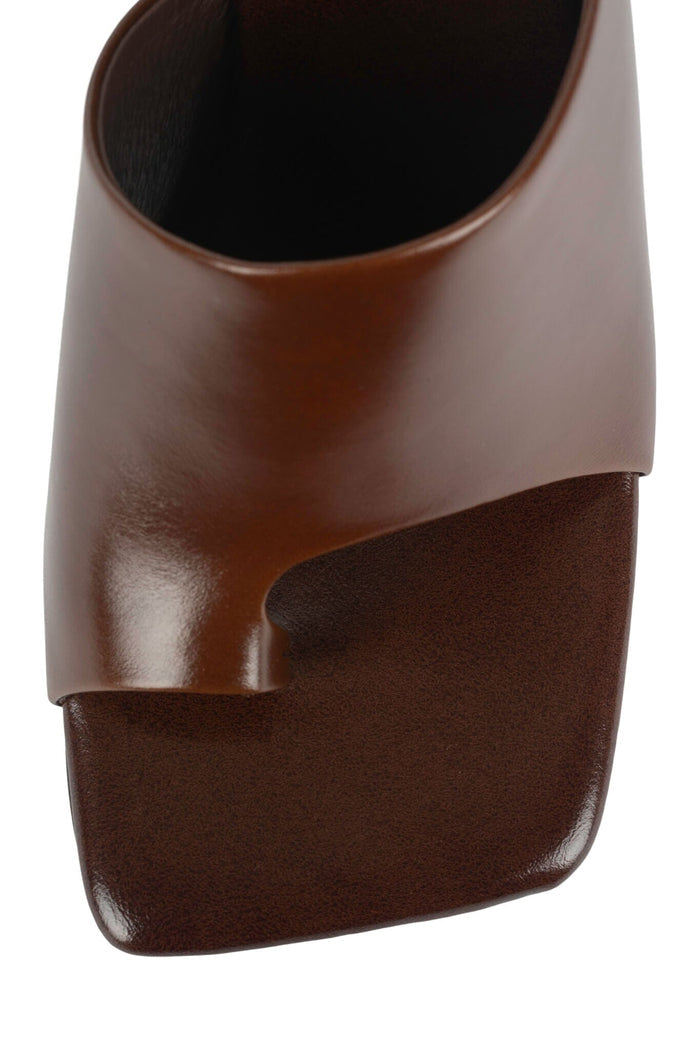ALLOCATE Heeled Mule Brown