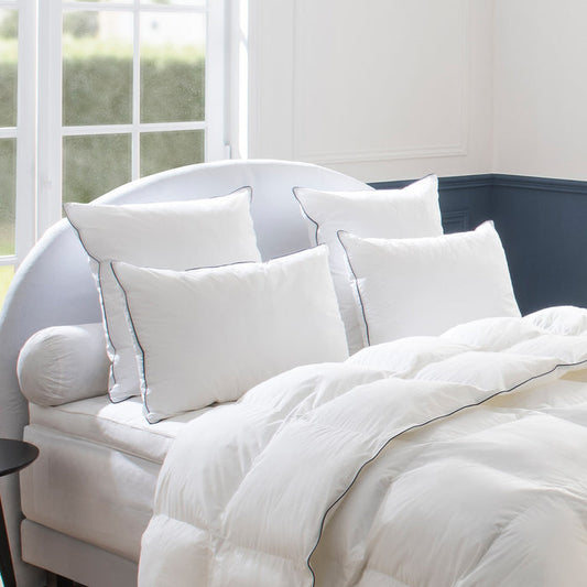 Anne de Solene 70% Duck Down Light Pillow