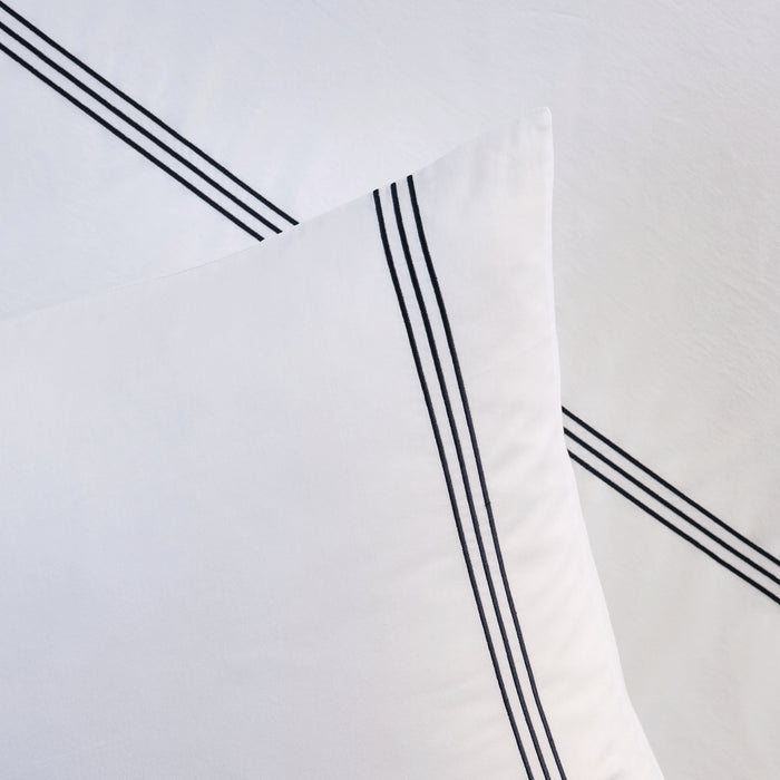 Anne de Solene Concorde Bed Linen Collection