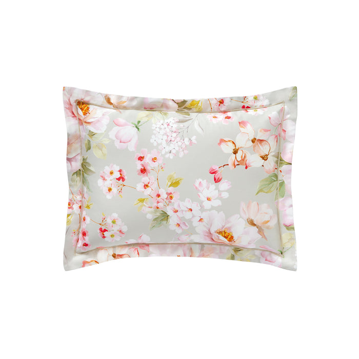 Anne de Solene Voyageuse Bedding Collection