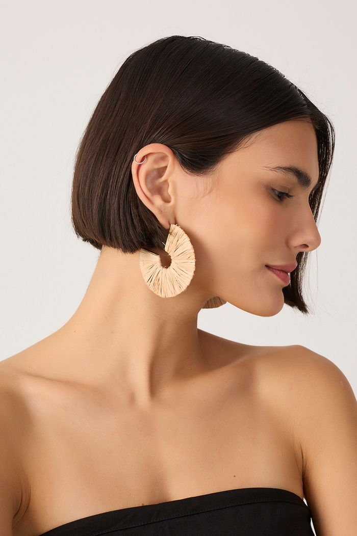 Beige Oasis Straw Earrings_3