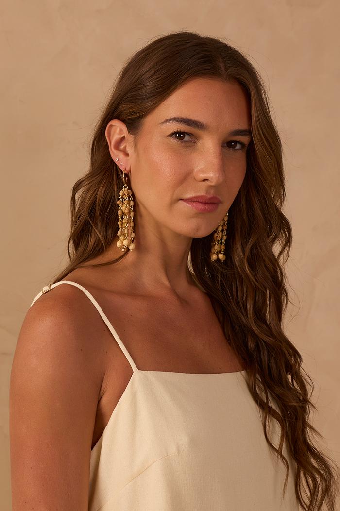 Beige Som do Mar Wooden Beads Earrings_1
