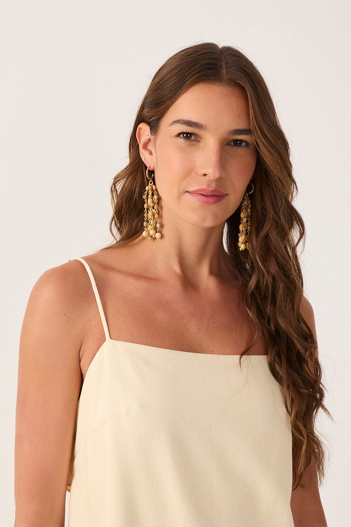 Beige Som do Mar Wooden Beads Earrings_2