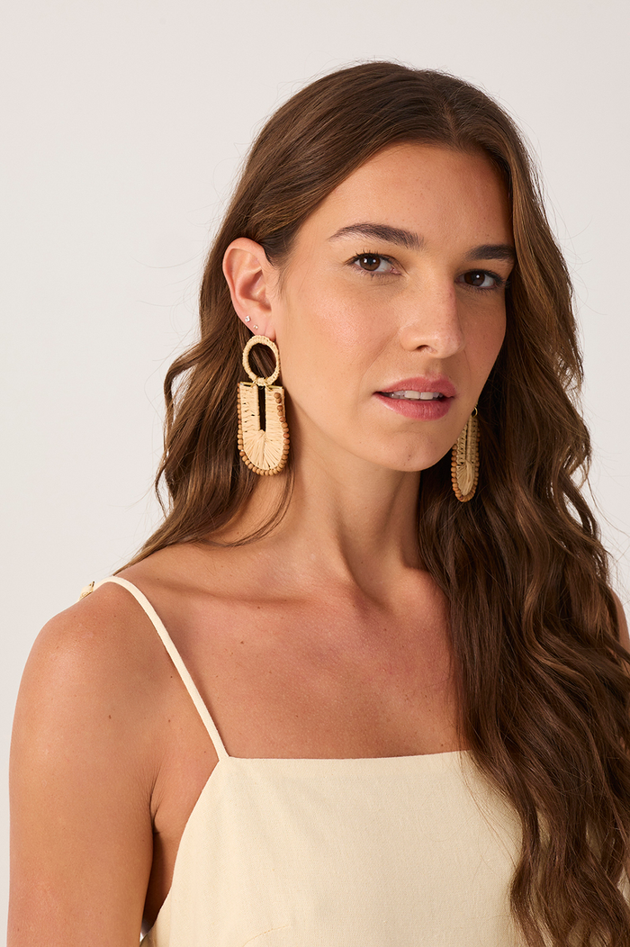 Beige Summery Straw Earrings_2