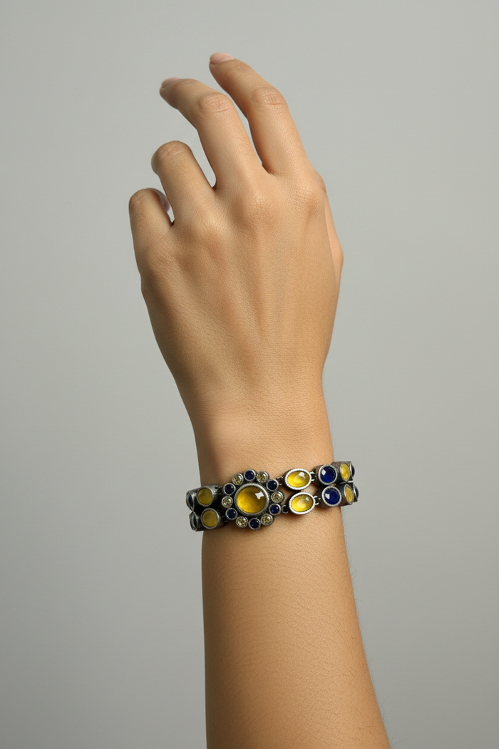 Bracelet: stones with oxidized silver by Kurti Connection USA
