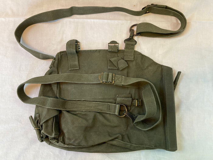 Canadian Forces P51 Type 2 Gas Mask Bag – 1951 Pattern CBRN Carrier, Cold War Surplus