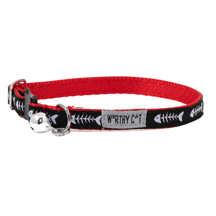 DINNER-CAT-COLLAR