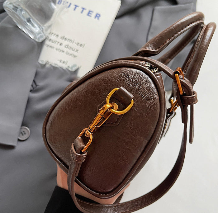 CL1600 - Retro Boston Crossbody Bag