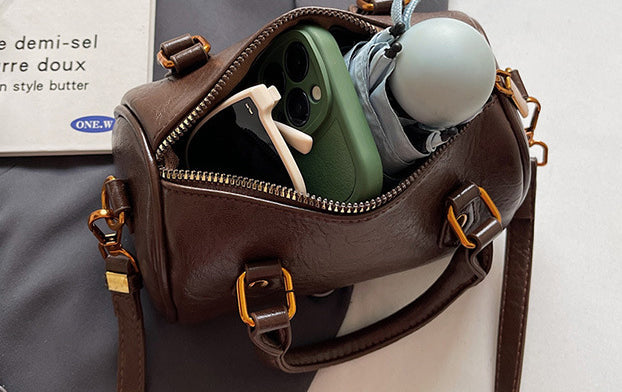 CL1600 - Retro Boston Crossbody Bag