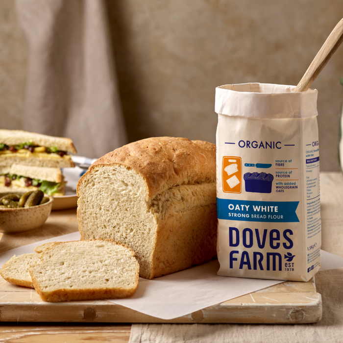 Doves Farm Organic Oaty White Strong Bread Flour 1.5kg