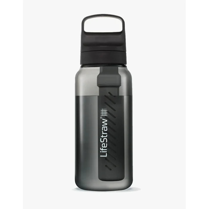 בקבוק LifeStraw Go 1L שחור: מים נקיים בטבע ללא חיידקים ופלסטיק.