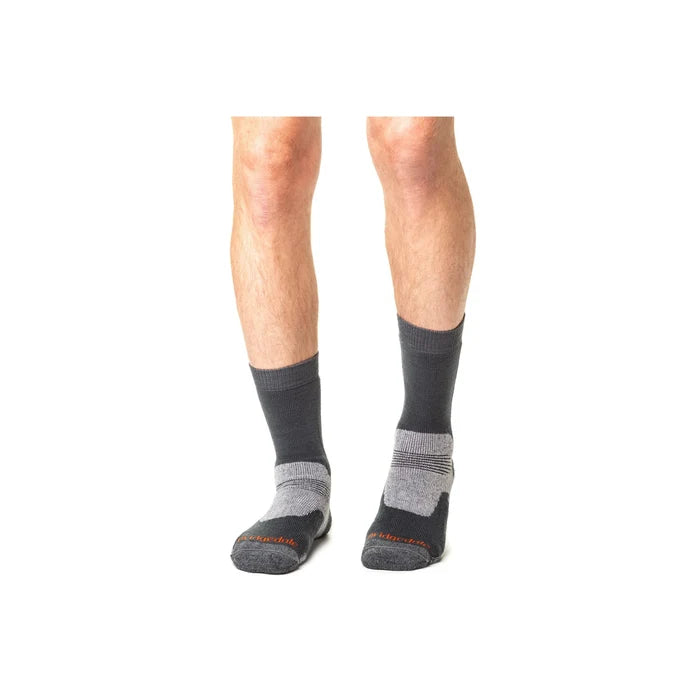 גרבי Bridgedale Hike MidWeight: מנדפות לחות, מונעות שפשופים
