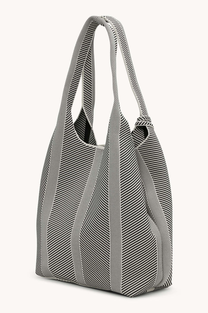 Knitted Bag - Milk-Creme-Black