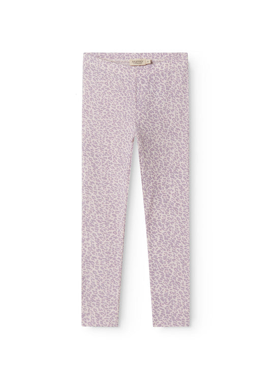 Leo Leg leggings in light purple with all-over leo-leopard pattern.