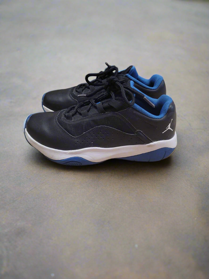 Nike Air Jordan 11 CMFT  UK size 6