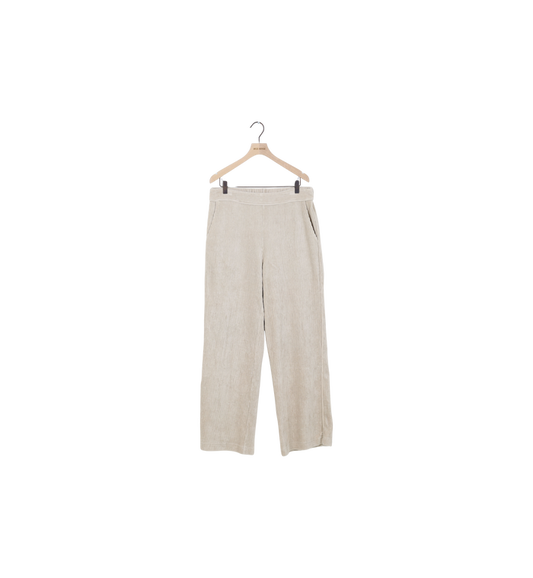 Packshot / Feather Gray / ReLoved