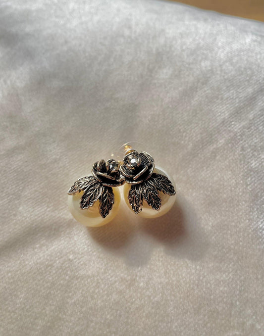 Rose Cream Pearl Studs