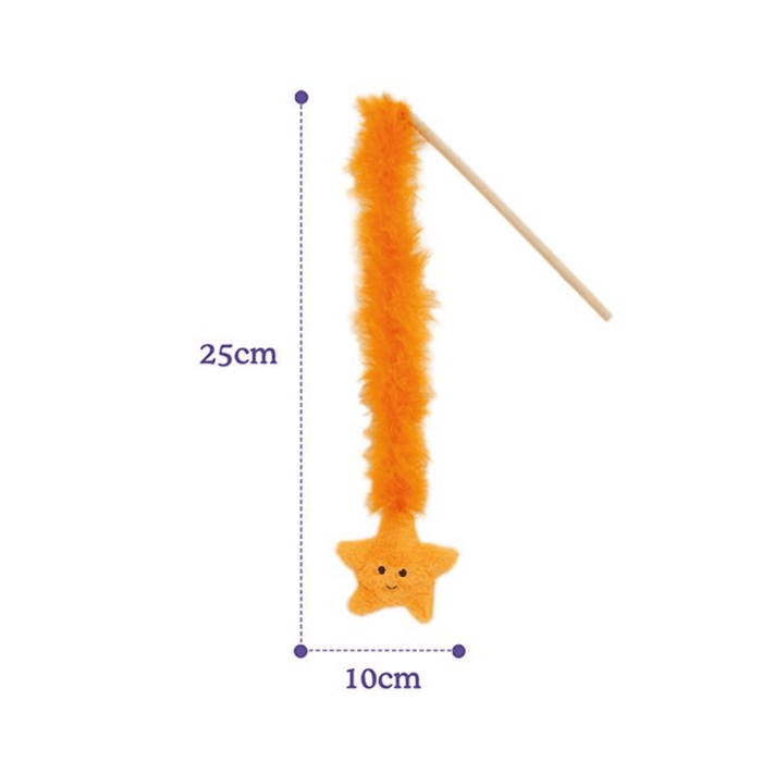 White background with a Rosewood Under the Sea orange plush Star Fish cat teaser attached to a wooden rod with measurements around it indicating height of 25cm and width 10cm.