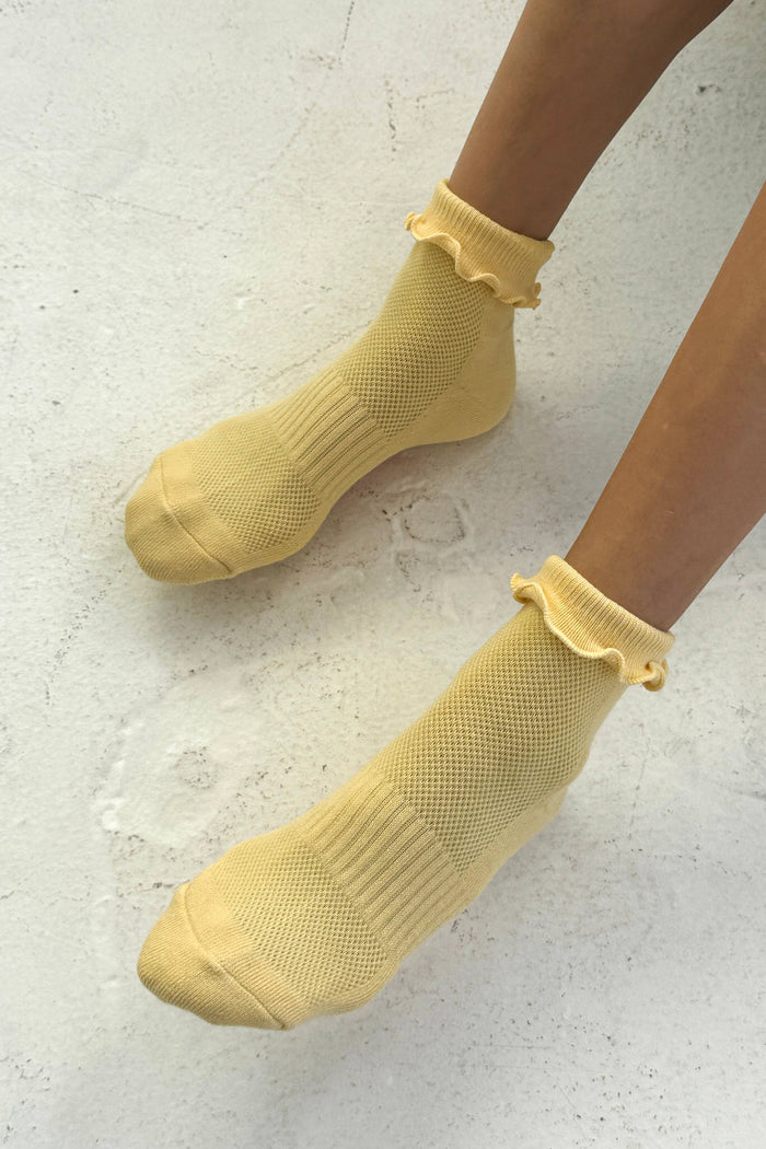Ruffled Hugger Crew Socks | Le Bon Shoppe