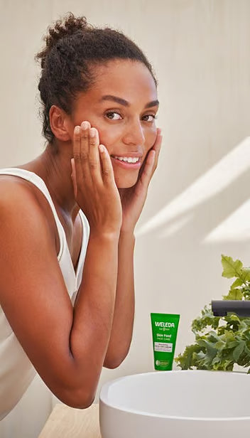 Weleda Skin Food Nourishing Cleansing Balm