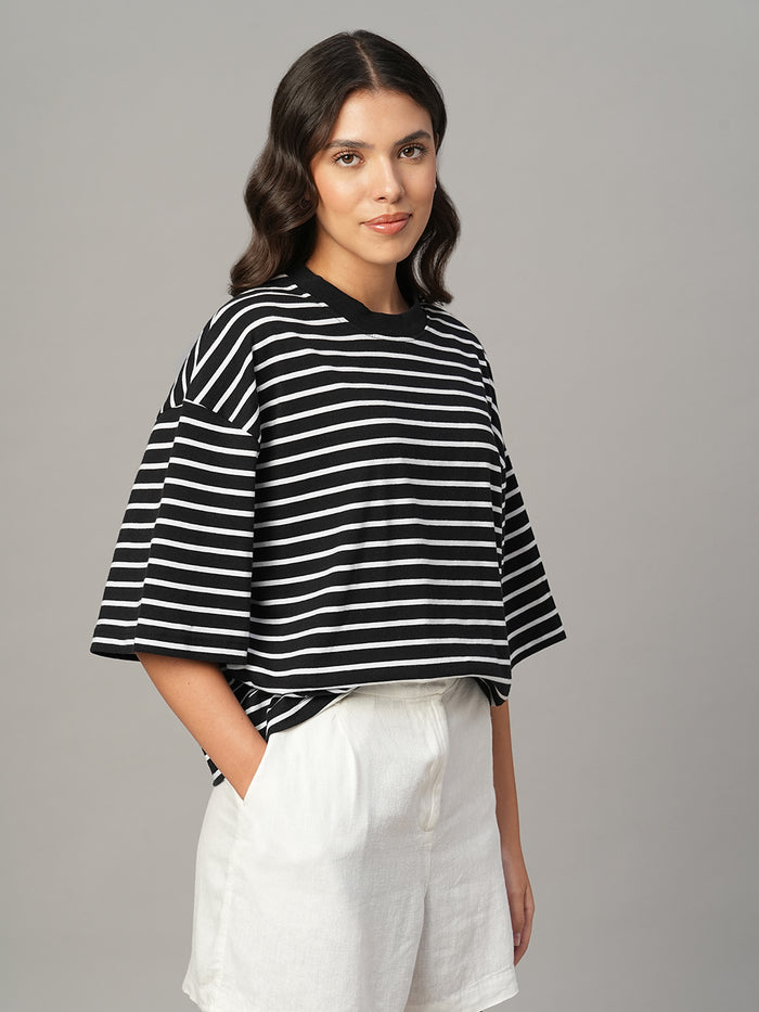 Women's Black 100% Organic Cotton Regular Fit Tshirt